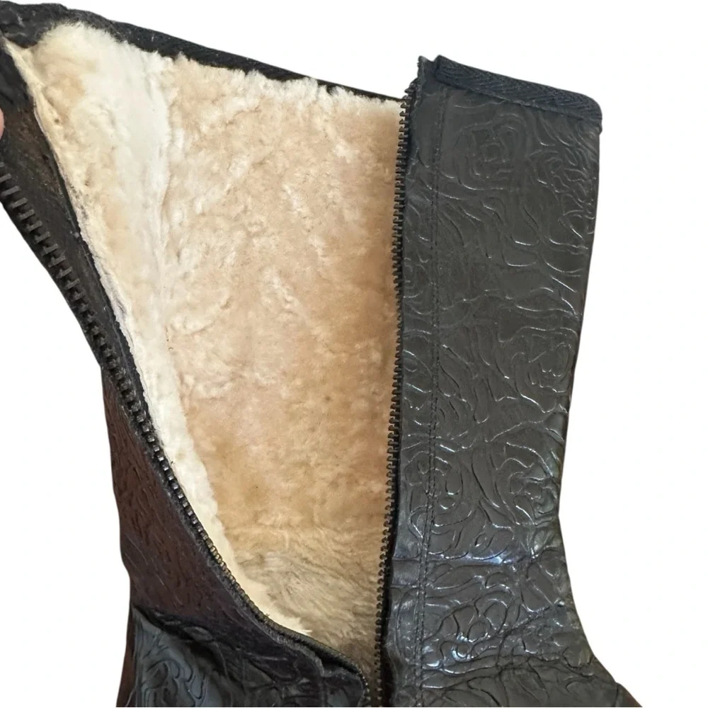 Alegria Embossed Leather Mid-Calf Boots Black EU 39 Shearling Lined - Picture 10 of 15